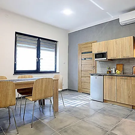 Intermo Apartment